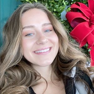 Meet your Posher, Hannah